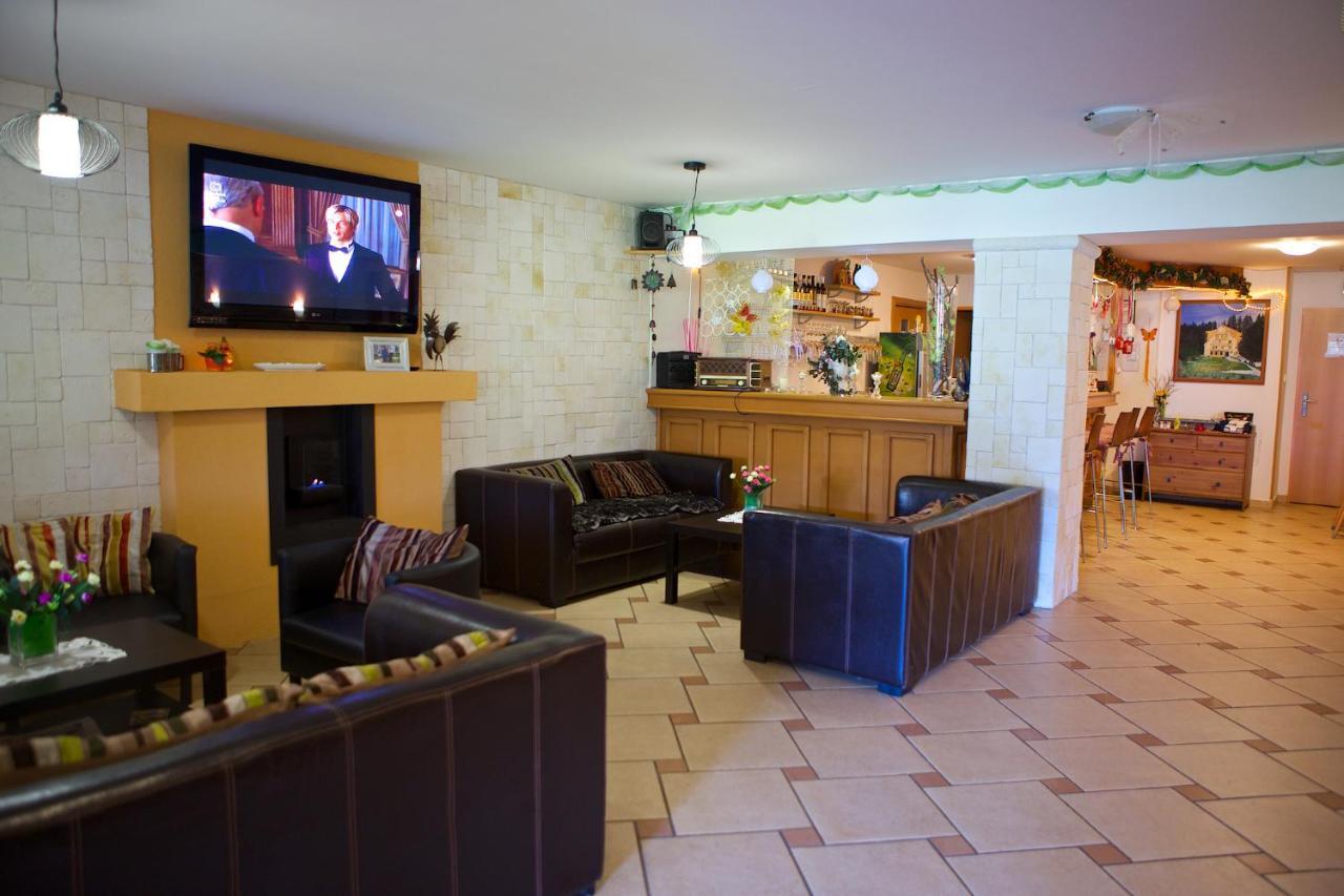 Apartman & Studio Tyrkys Spiezovec Donovaly Buitenkant foto